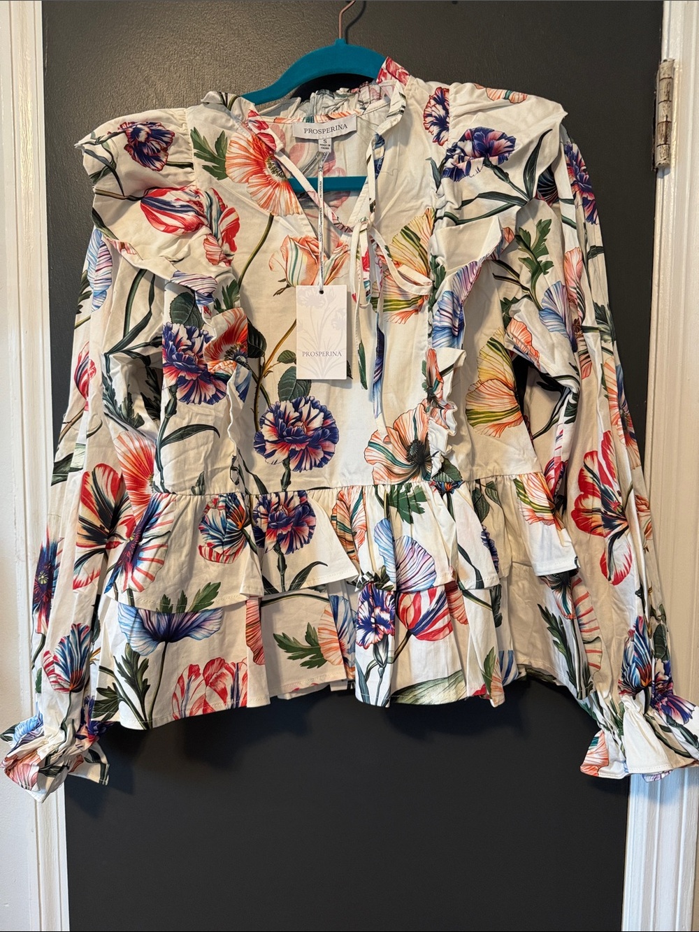 Floral Ruffle prosperina Blouse - size small